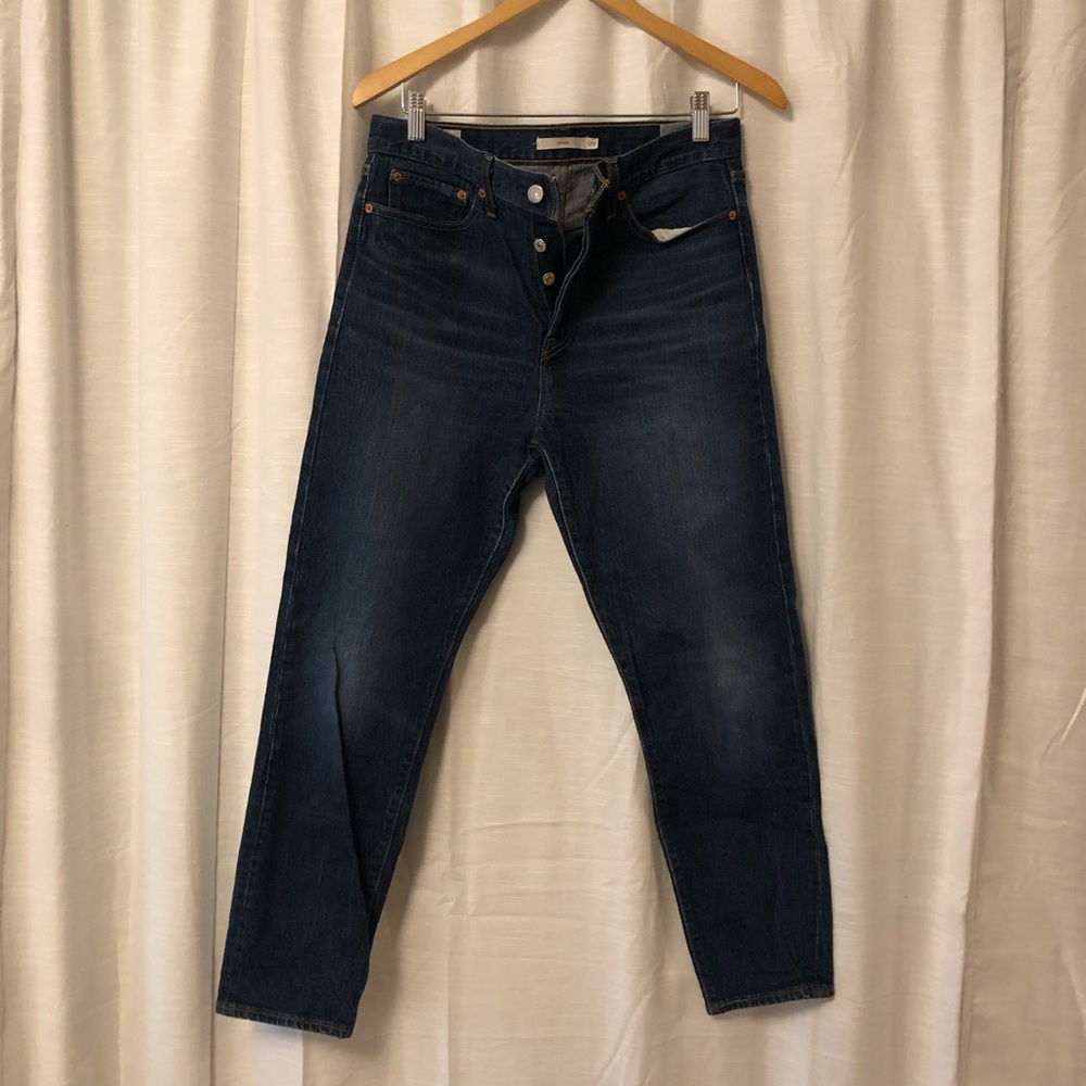Levi’s wedgie fit jean